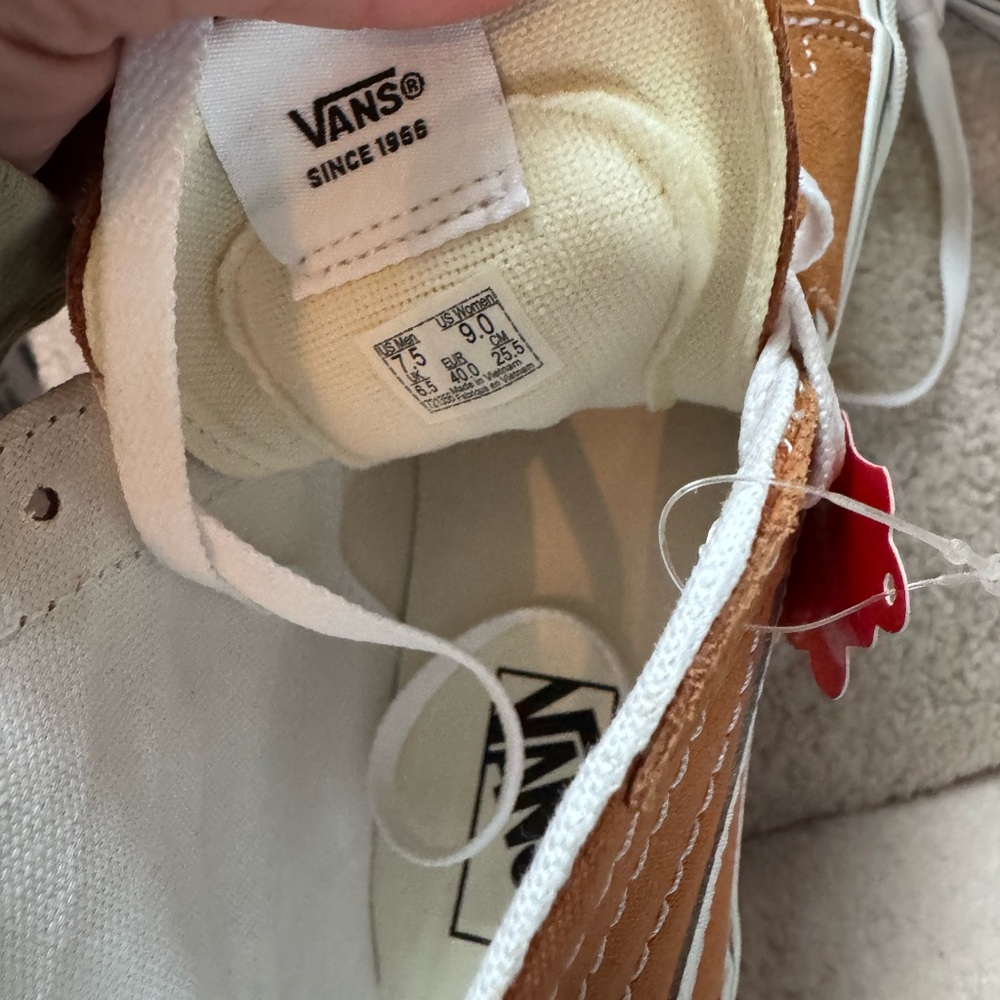 Vans High-Top Sneakers - Picture 3 of 4